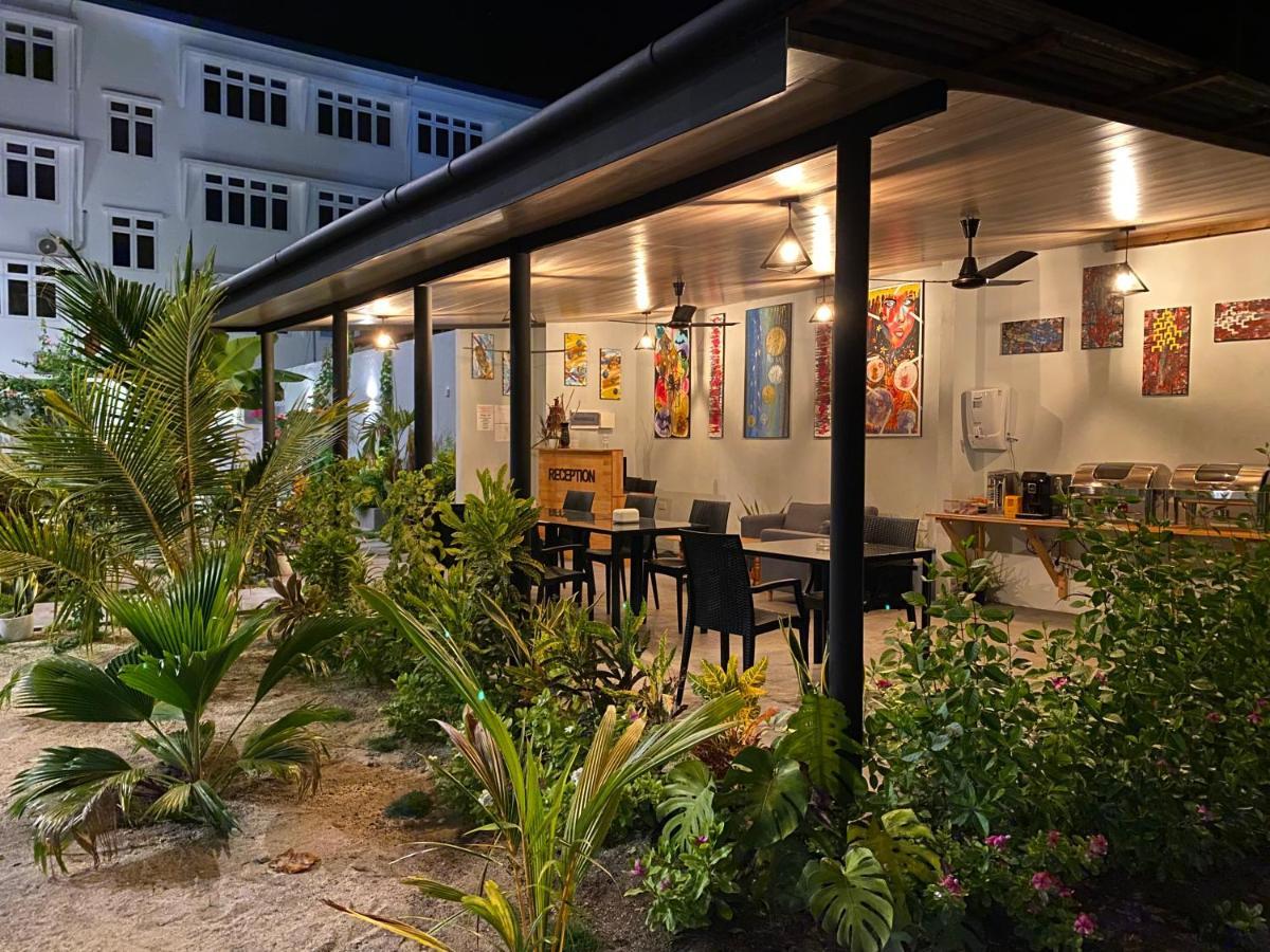 Hotel Chillax Thoddoo Exterior foto